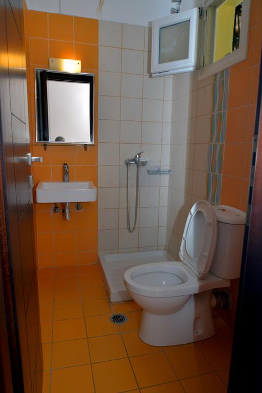 Krystallia Apartments Dassia  Buitenkant foto