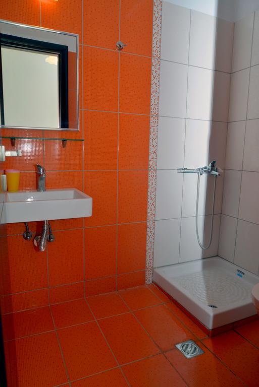 Krystallia Apartments Dassia  Buitenkant foto