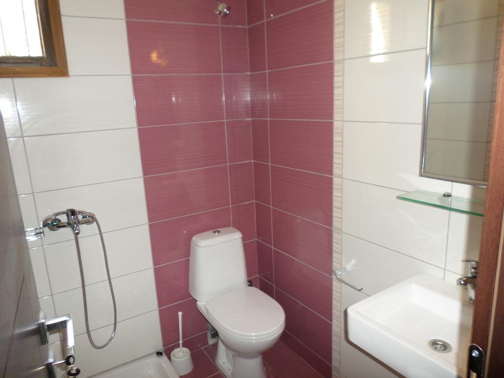 Krystallia Apartments Dassia  Buitenkant foto